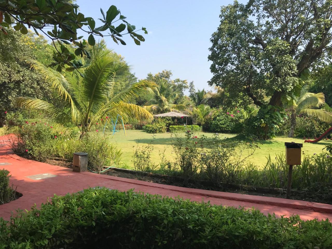Baaz Jungle Resort Khawāsa Zewnętrze zdjęcie