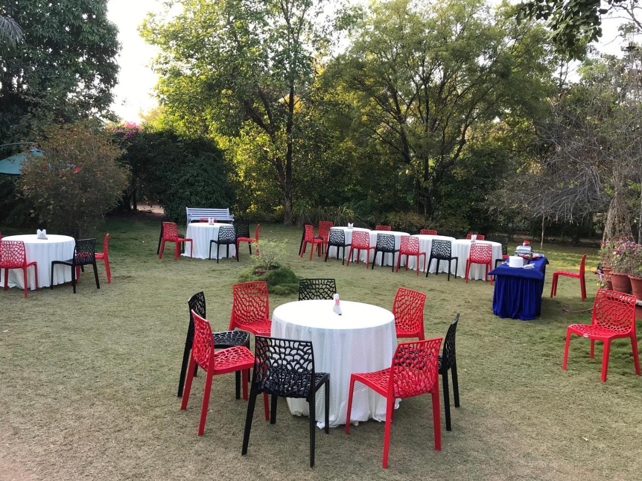Baaz Jungle Resort Khawāsa Zewnętrze zdjęcie